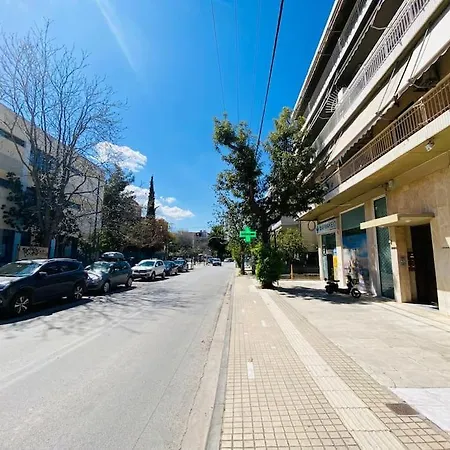 Apartment 地铁站旁，免费停车，安静舒适街区，精品两卧室大露台公寓，治安好